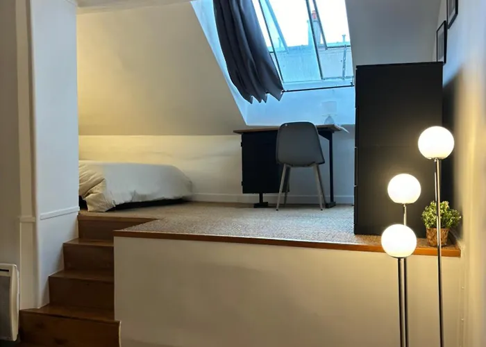 Charme Du Marais * باريس