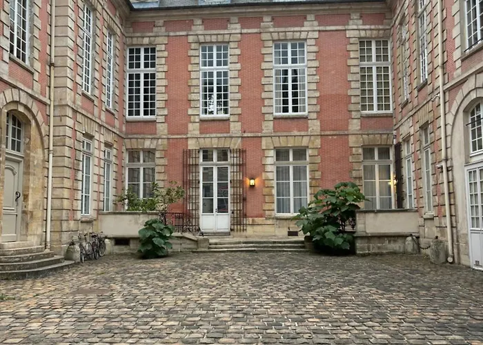 Charme Du Marais